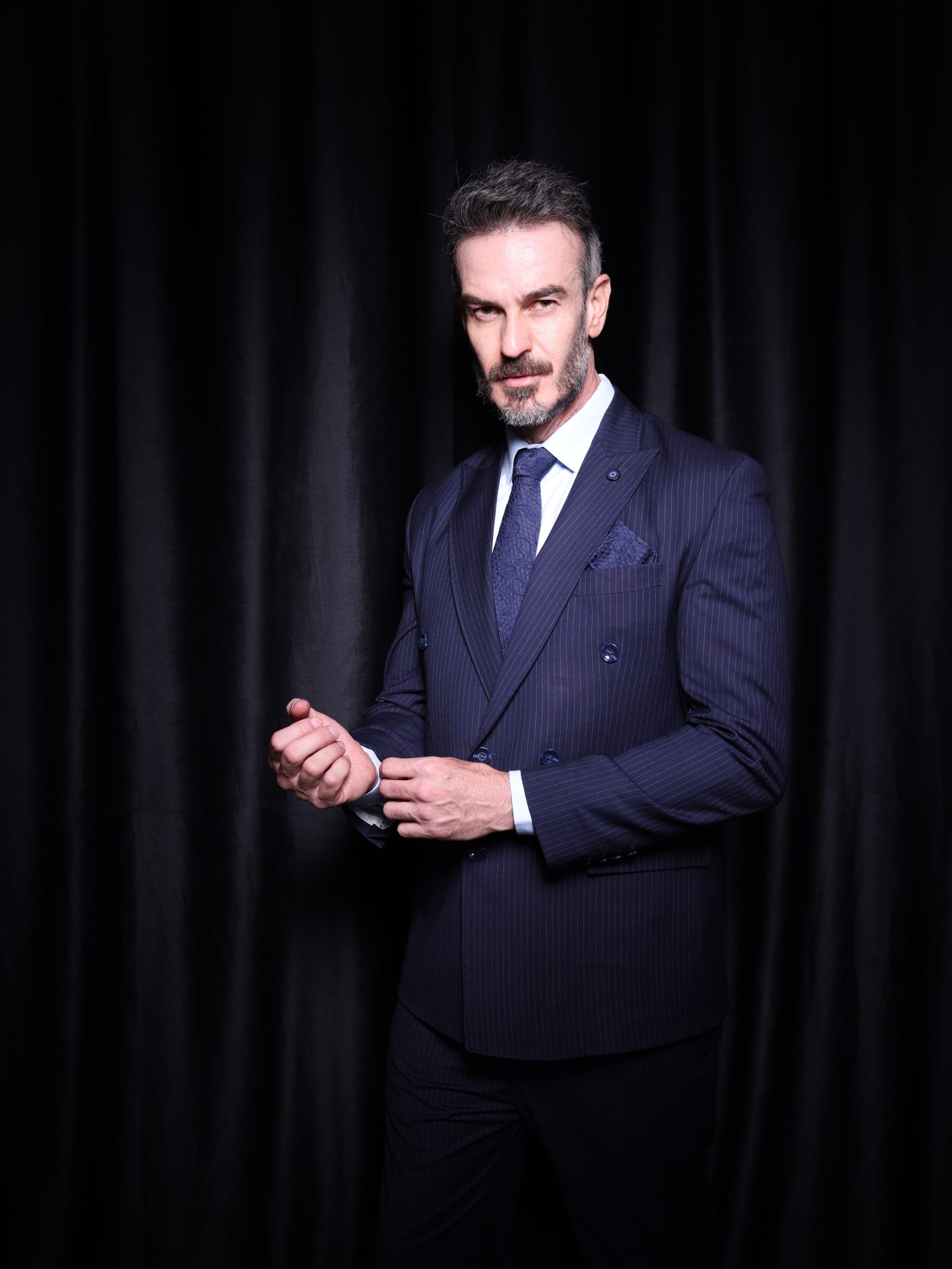 Navy pinstriped double-breasted suit - Image 4